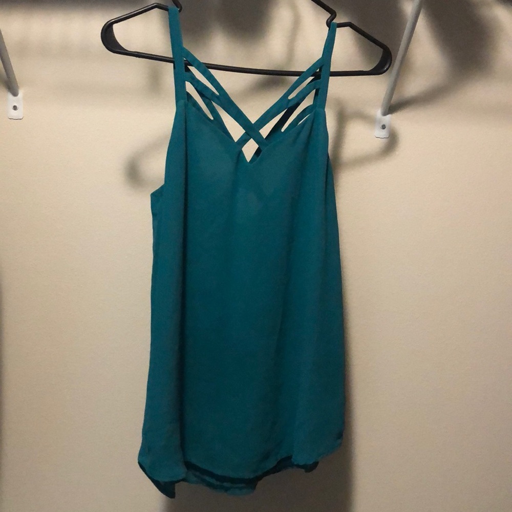 Sleeveless blouse